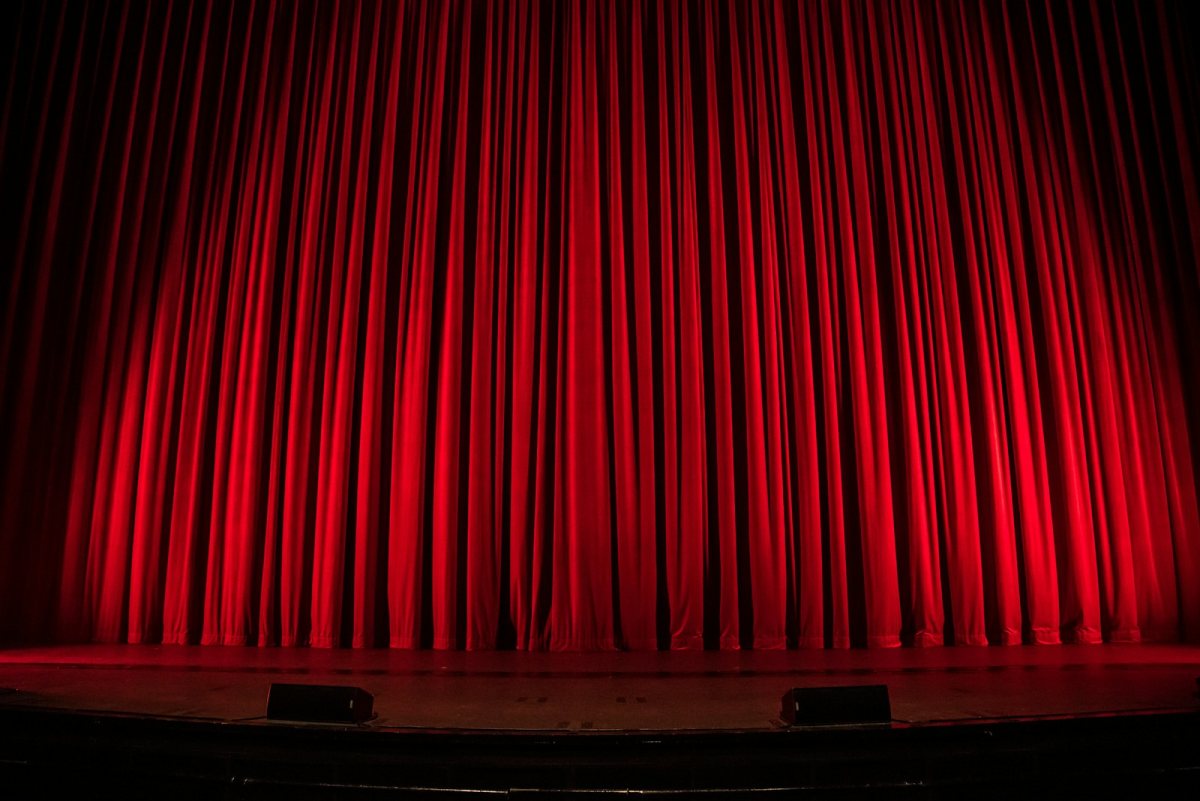 Mūzikls "Operas fantoms" 40. jubilejā tiks nofilmēts Londonā un 2027. gadā nonāks kinoteātros