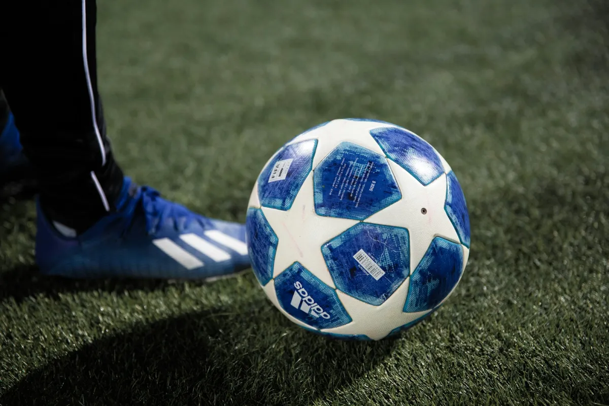 Bijušais Manchester City pussargs Davids Silva 40 gadu vecumā atgriežas futbolā Honkongas klubā
