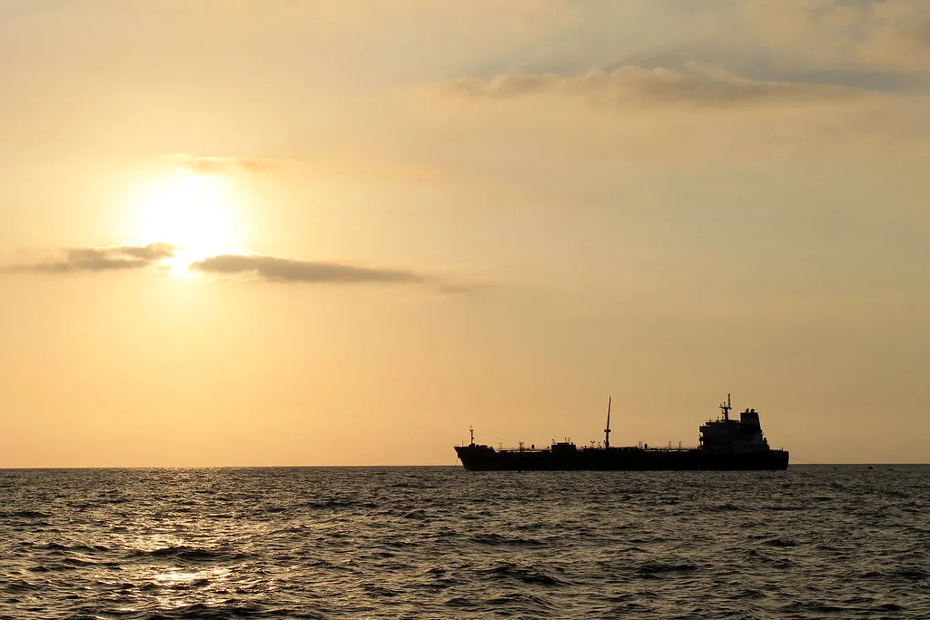 ASV Finanšu ministrija sankcionē 17 Irānas «ēnu flotes» tankkuģus