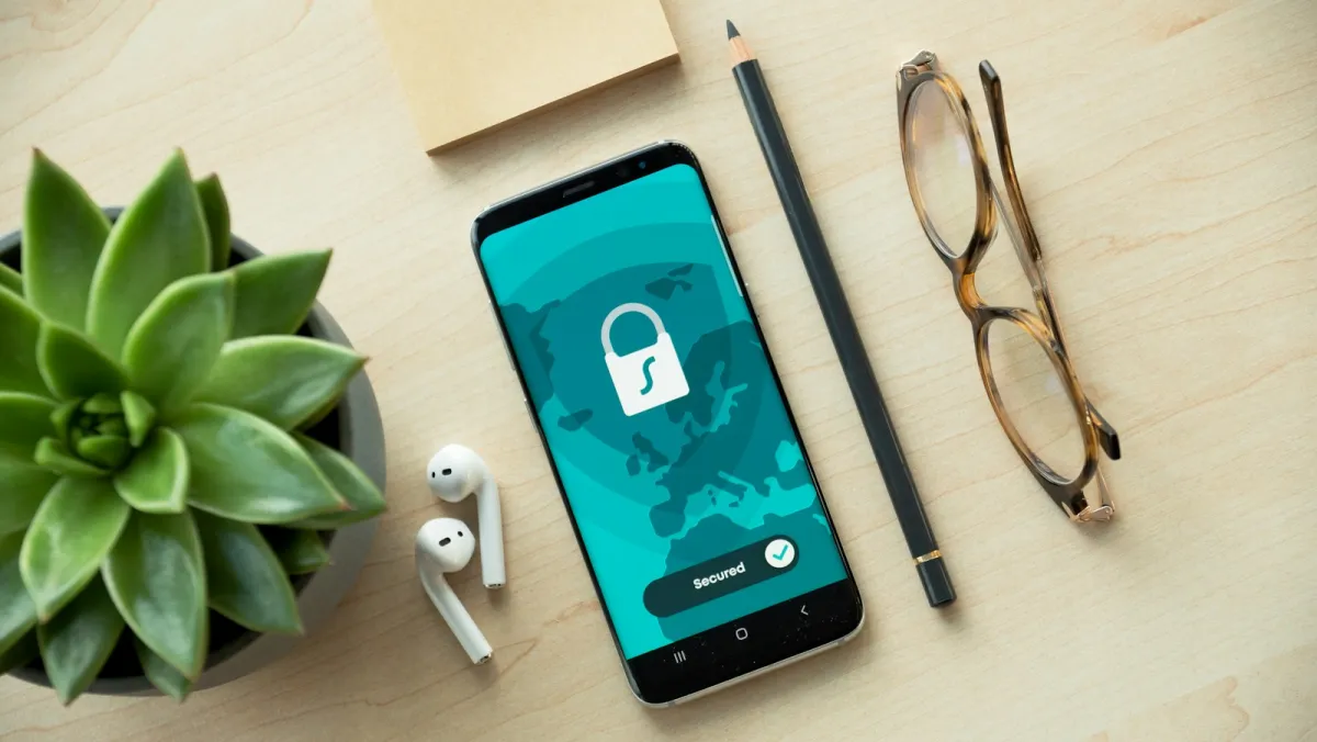 iVerify atklāj DarkSword spiegu programmatūras P7 variantu, kas iPhone zag Keychain un kriptomaku datus