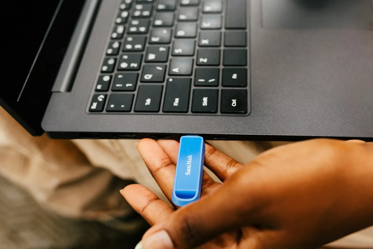 Ledger izmeklē vairāk nekā 86 miljonu dolāru kriptovalūtas zudumus saistībā ar izplatītāju CryptoBilis