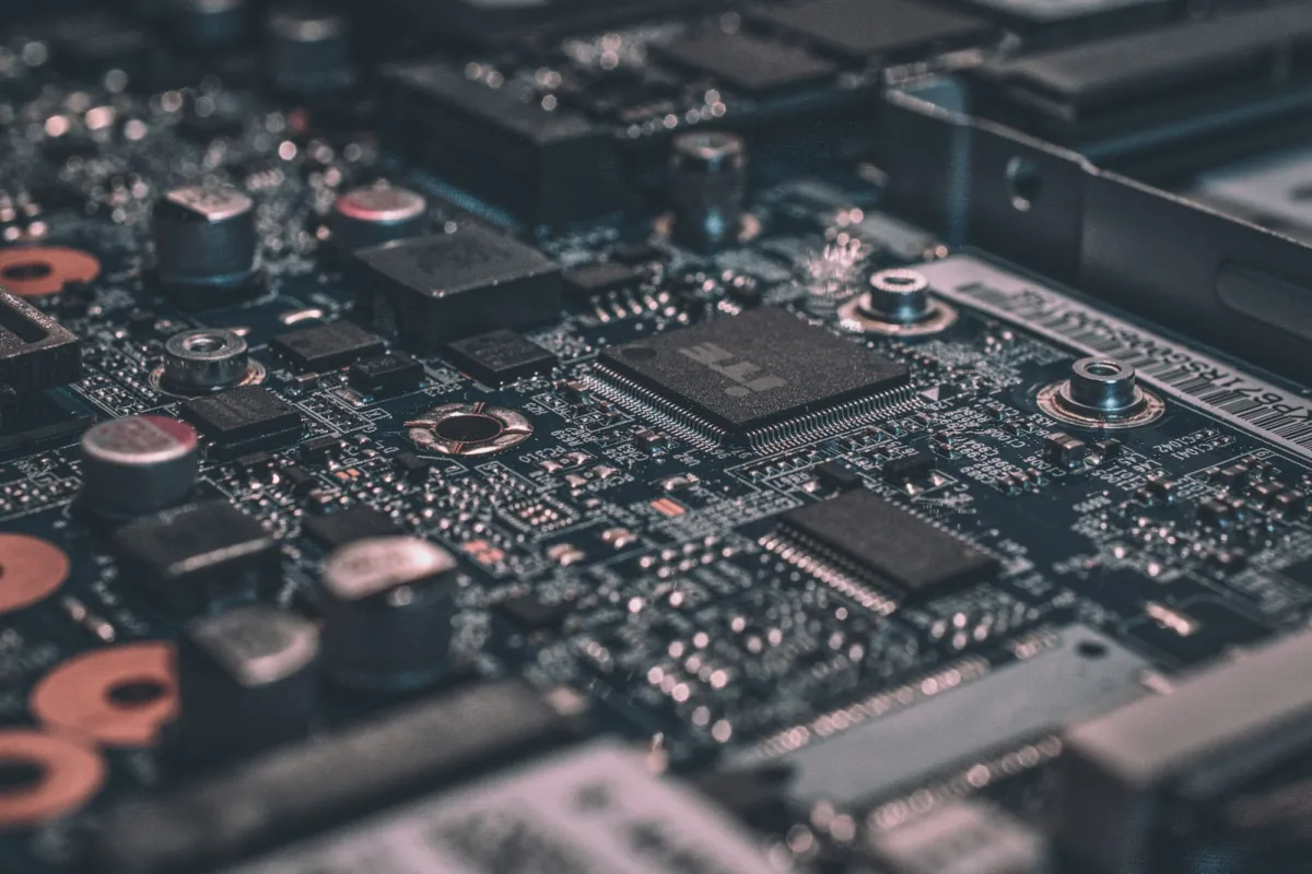 Atomic Machines pēc sešiem slepenības gadiem atklāj Matter Compiler un 250 miljonu finansējumu