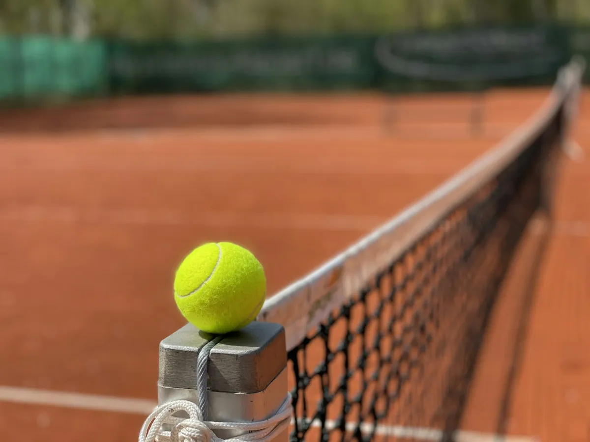 Van de Zandschulps Šanhajā ar 6:4, 6:4 izslēdz 31. izsēto Mičelsenu