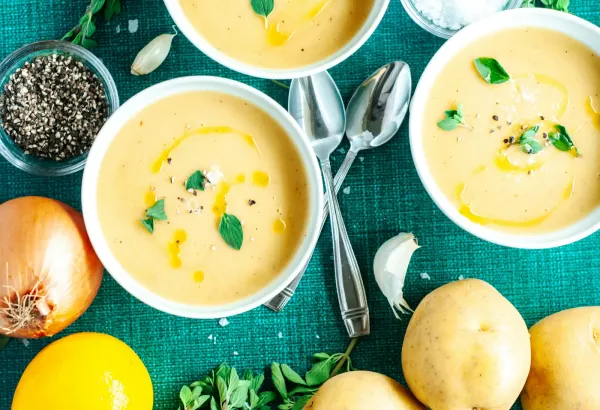Kartupeļu un puravu zupa