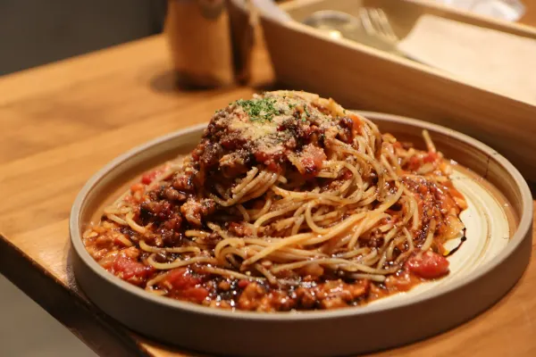 Spageti boloņēzes